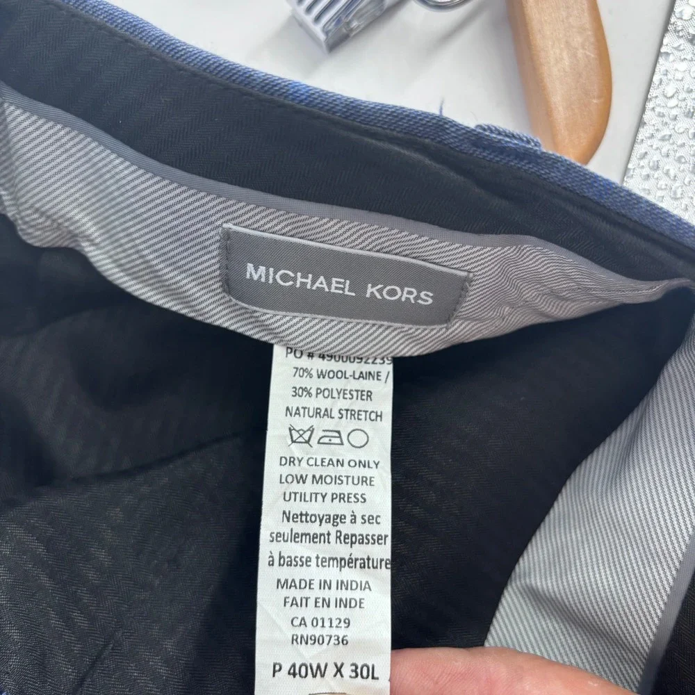 Michael Kors Suit Mens 48R 40W Blue Grey Plaid Wool Blend Natural Stretch